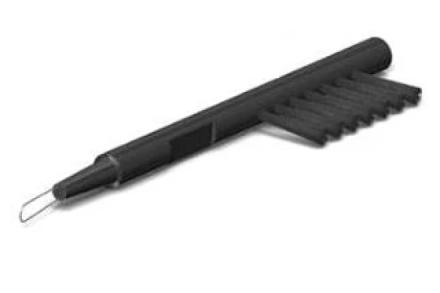 Tyčinka s očkem a kartáčkem